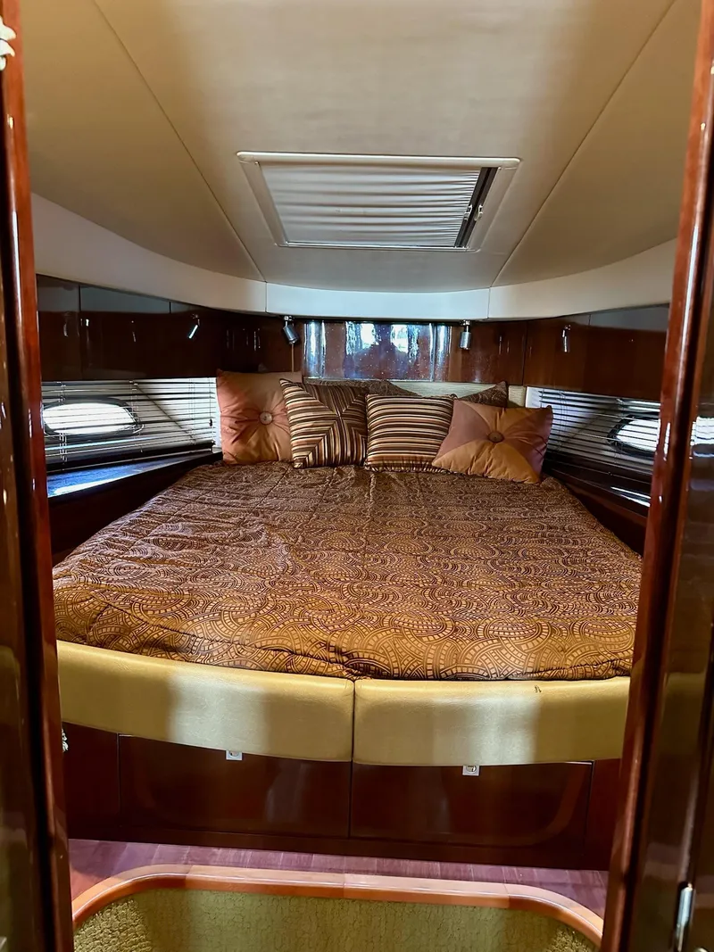 Slide: The Image of Sea Ray 4300 Sundancer 2009 - 42