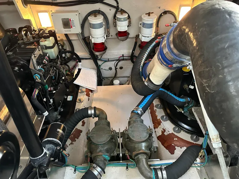 Slide: The Image of Sea Ray 4300 Sundancer 2009 - 44