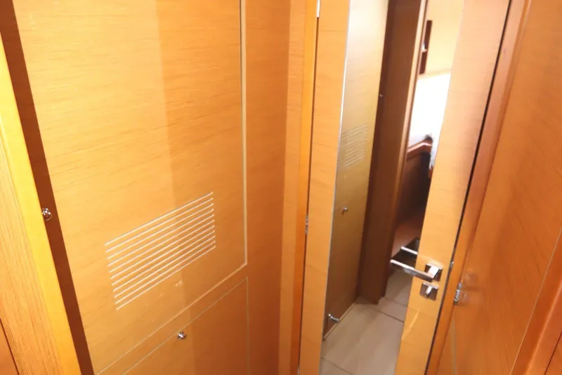 Slide: The Image of Lagoon 450 F 2017 - 111