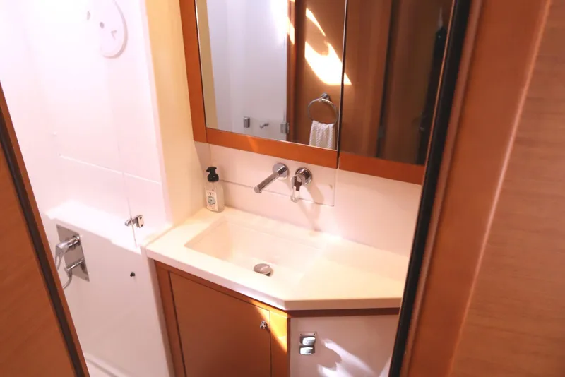 Slide: The Image of Lagoon 450 F 2017 - 113