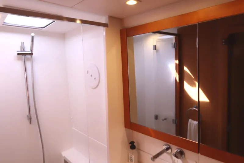 Slide: The Image of Lagoon 450 F 2017 - 114