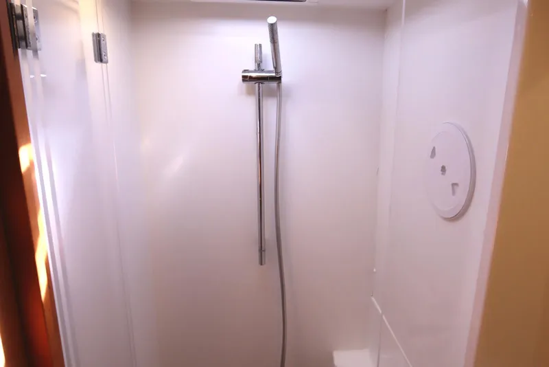 Slide: The Image of Lagoon 450 F 2017 - 115