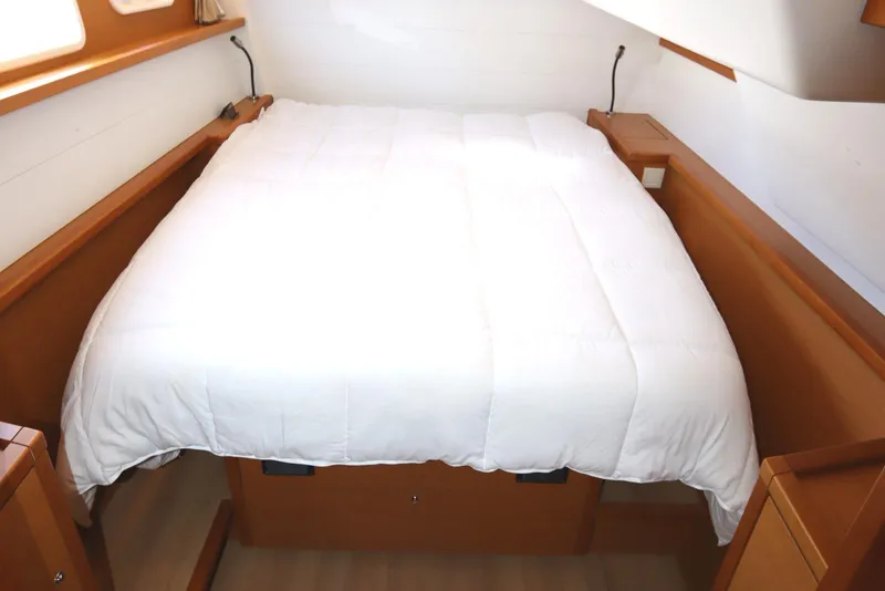 Slide: The Image of Lagoon 450 F 2017 - 78