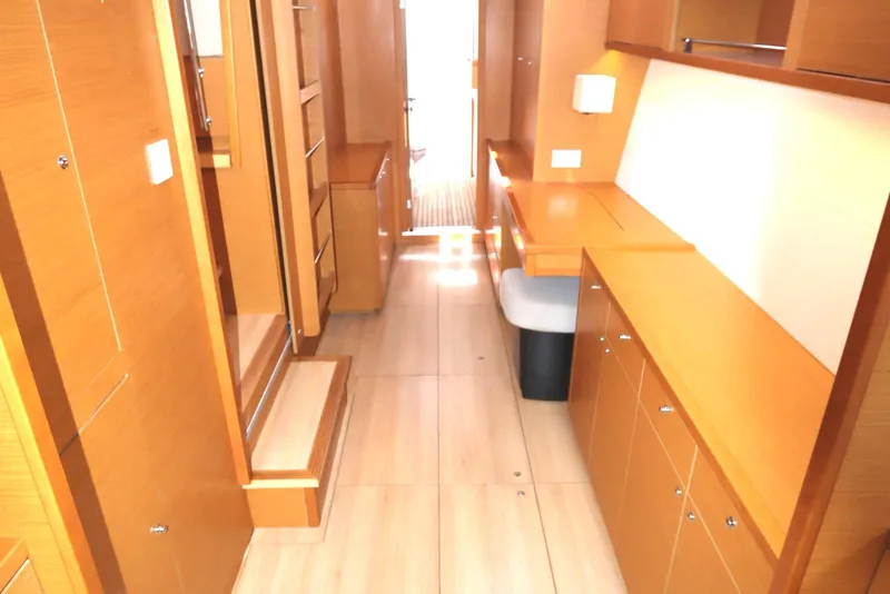 Slide: The Image of Lagoon 450 F 2017 - 80