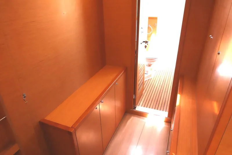 Slide: The Image of Lagoon 450 F 2017 - 90