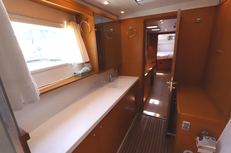 Slide: The Image of Lagoon 450 F 2017 - 94