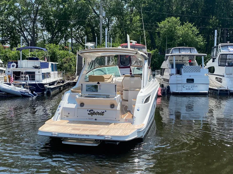 Slide: The Image of Sea Ray Sundancer 350 2018 - 61