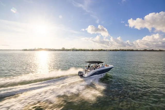 Slide: The Image of Hurricane SunDeck 2600 OB 2025 - 13