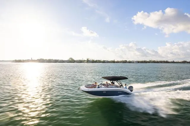 Slide: The Image of Hurricane SunDeck 2600 OB 2025 - 15