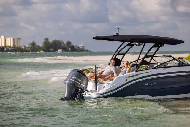 Slide: The Image of Hurricane SunDeck 2600 OB 2025 - 26