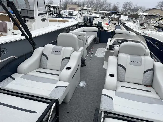 Slide: The Image of Crest Classic DLX 240 SLS CPT 2024 - 5