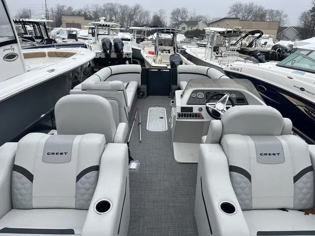 Slide: The Image of Crest Classic DLX 240 SLS CPT 2024 - 7