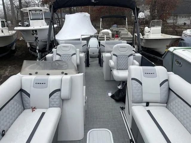 Slide: The Image of Crest Classic DLX 240 SLS CPT 2024 - 8