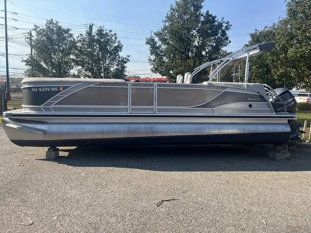 Slide: The Image of Godfrey Monaco 255 SB iMPACT plus 2023 - 2