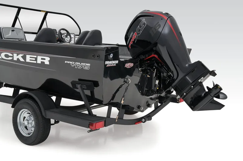 Slide: The Image of Tracker Pro Guide V-175 WT 2025 - 62