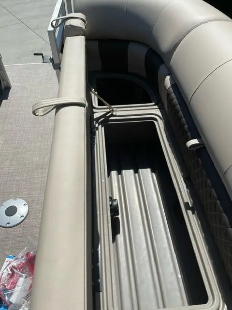 Slide: The Image of Manufacturer Provided Image - 91