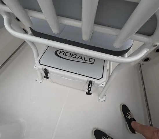 Slide: The Image of Robalo R200 In stock trailer included 2025 - 18