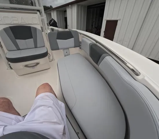 Slide: The Image of Robalo R200 In stock trailer included 2025 - 22