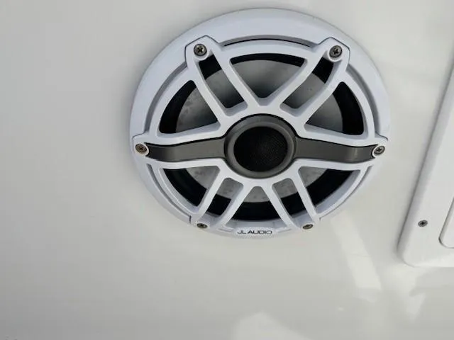 Slide: The Image of Speaker on 2023 Glasstream 280 Pro-XS boat, featuring JL Audio design. - 18