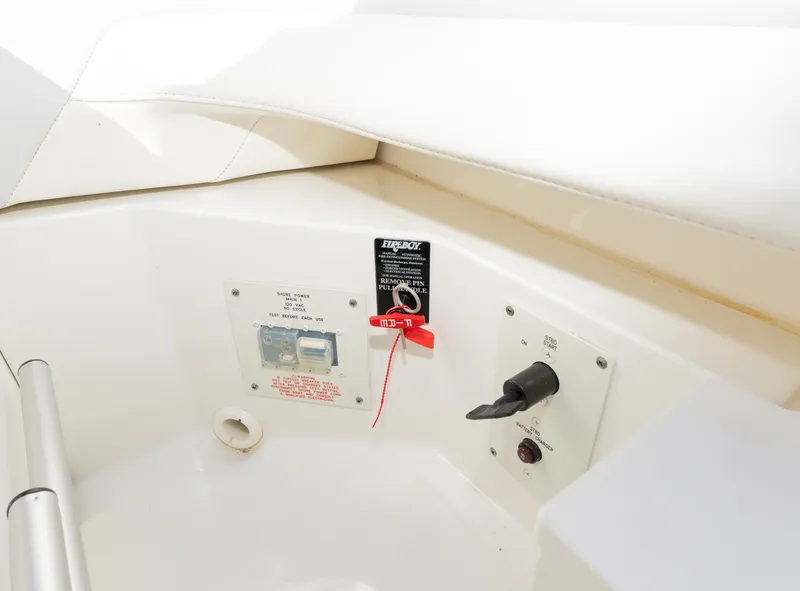 Slide: The Image of 2017 Formula 382 FASTech boat control panel with safety switch and controls. - 30