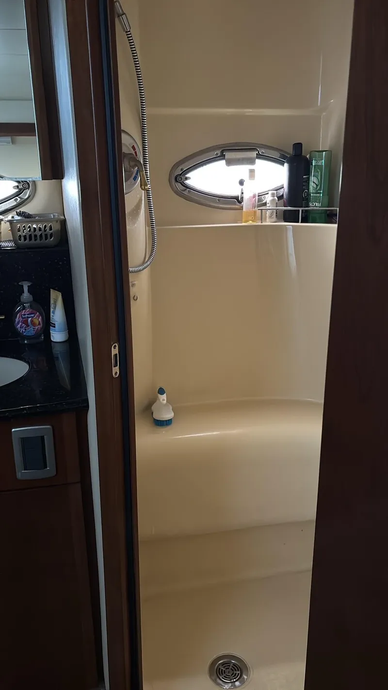Slide: The Image of Bathroom interior of 2007 Meridian 459 Motoryacht with shower and sink. - 17