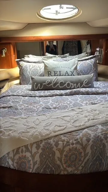 Slide: The Image of Luxurious bedroom in 2007 Meridian 459 Motoryacht with elegant bedding and welcome pillows. - 26