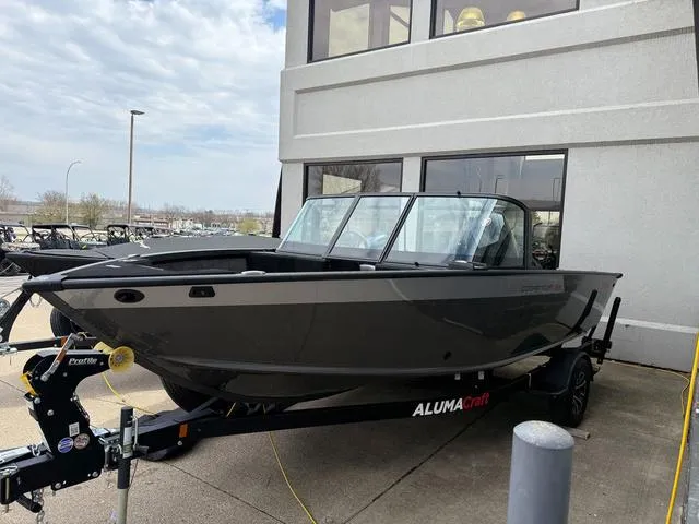 The Image of Alumacraft Competitor 175X Sport 2025 - 1