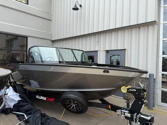 Slide: The Image of Alumacraft Competitor 175X Sport 2025 - 3