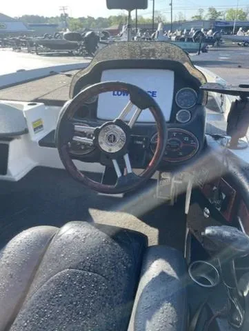 Slide: The Image of Triton 21XS Elite 2011 - 6