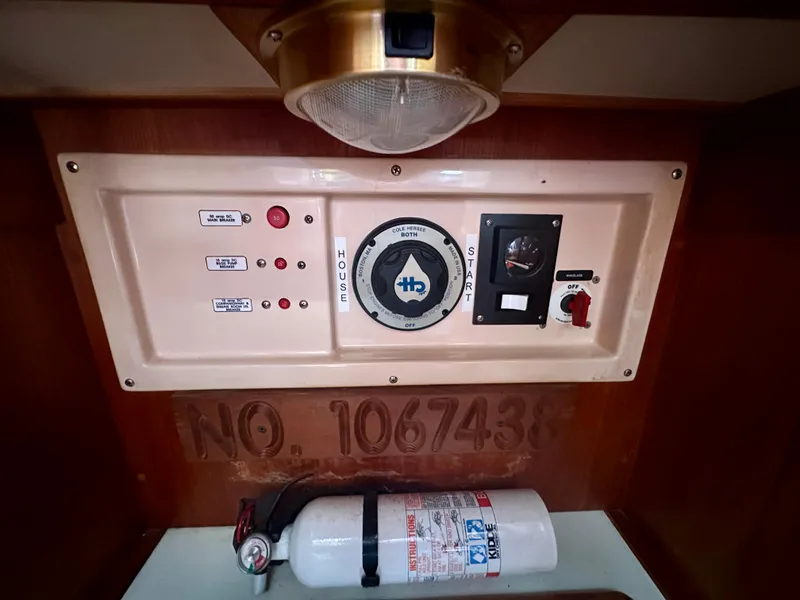 Slide: The Image of Valiant 39 1996 - 58