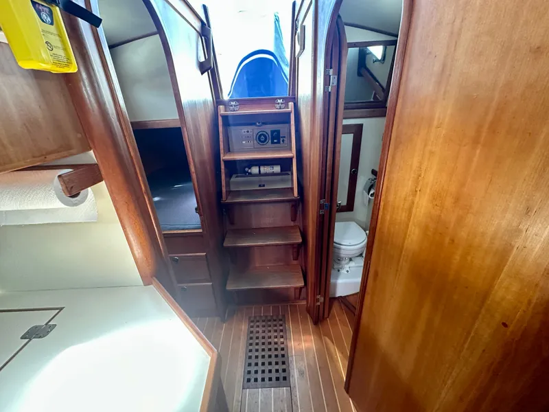 Slide: The Image of Valiant 39 1996 - 62