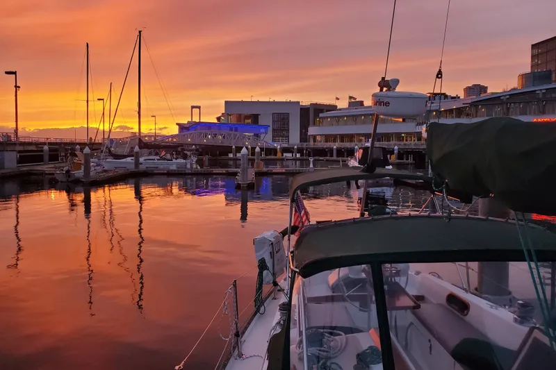 Slide: The Image of Catalina 36 1986 - 51