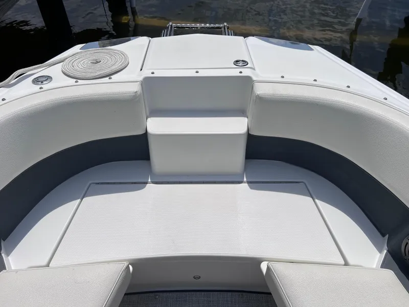 Slide: The Image of 2019 Cobalt 25 SC boat interior with white seating, fresh water use, Yamaha 300 engine. - 21