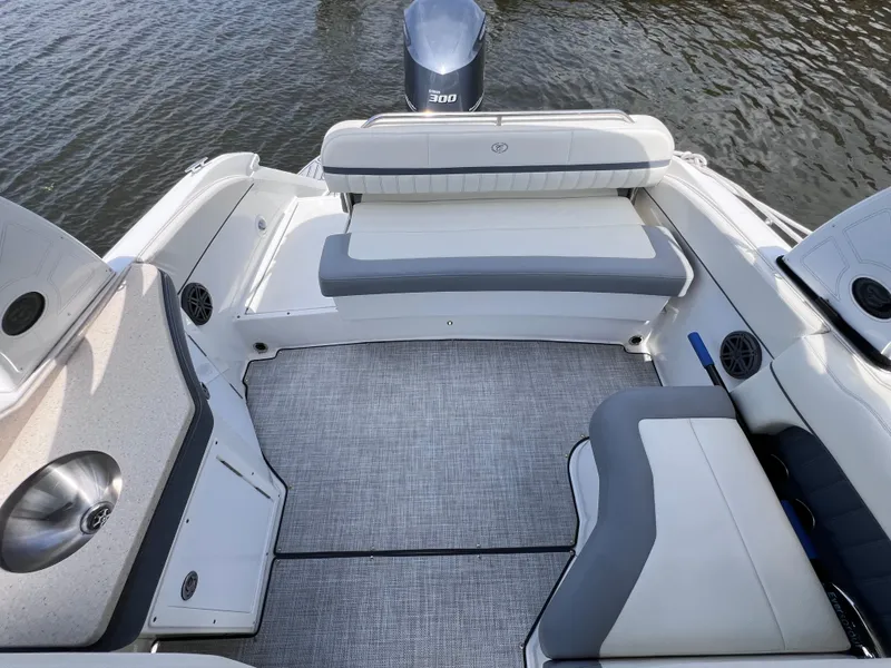 Slide: The Image of 2019 Cobalt 25 SC boat interior with Yamaha 300 engine, fresh water use, 215 hours. - 42