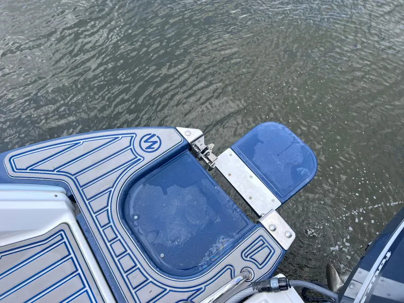 Slide: The Image of 2019 Cobalt 25 SC swim platform on freshwater, Yamaha 300 engine, 215 hours. - 47