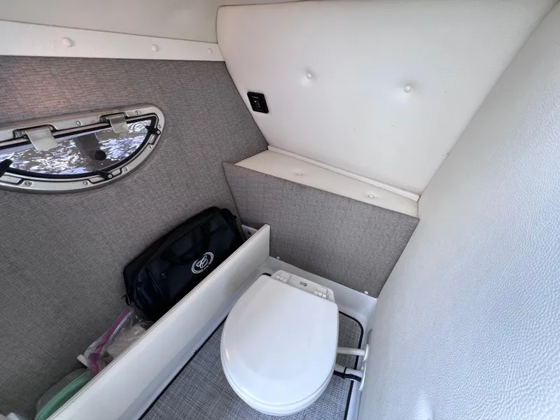 Slide: The Image of Cobalt 25SC 2019 - 64