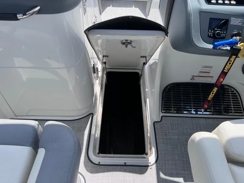 Slide: The Image of Cobalt 25SC 2019 - 65