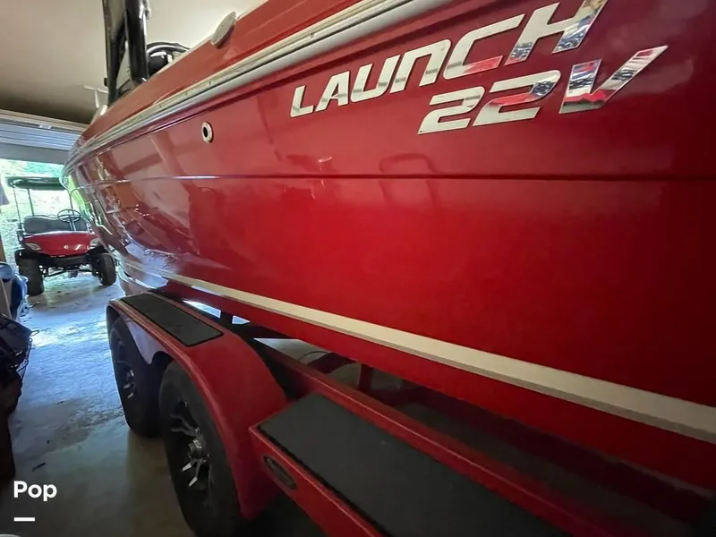 Slide: The Image of 2013 Supra Launch 22V for sale in Murphy, NC - 49