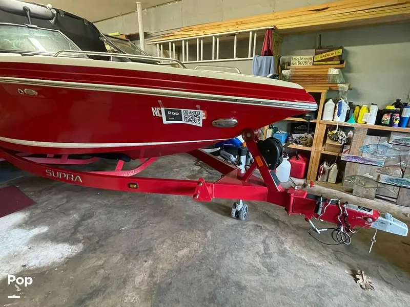 Slide: The Image of 2013 Supra Launch 22V for sale in Murphy, NC - 7