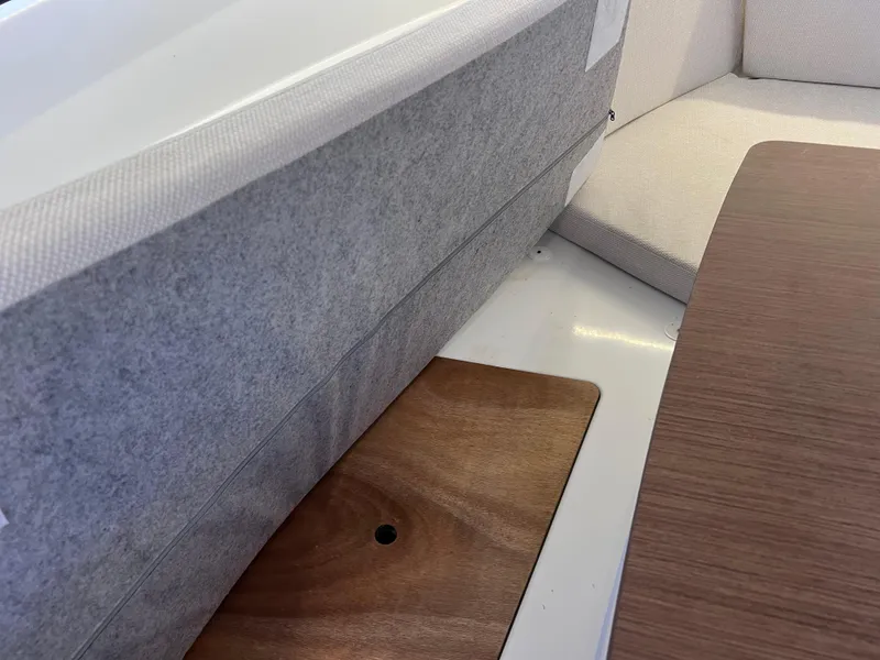 Slide: The Image of Jeanneau Leader 9.0 WA TWIN YAMAHA 250s w/ BOW & STERN THRUSTERS 2021 - 69