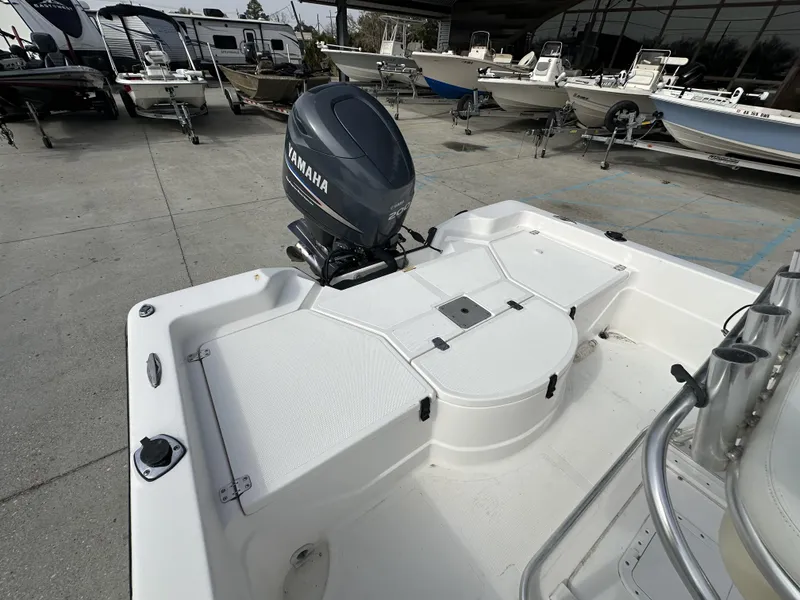 Slide: The Image of Skeeter ZX22 Bay 2006 - 11