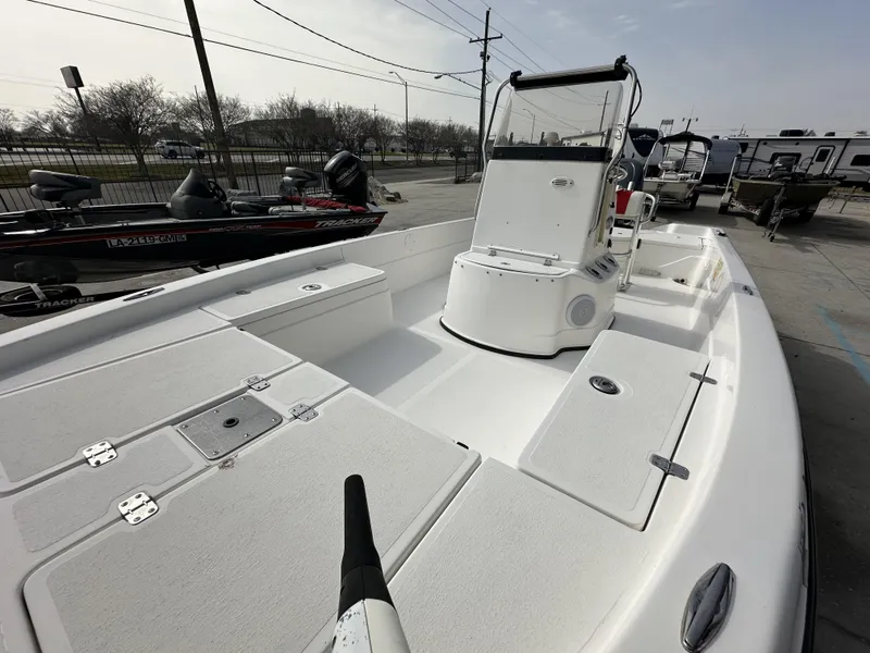 Slide: The Image of Skeeter ZX22 Bay 2006 - 8