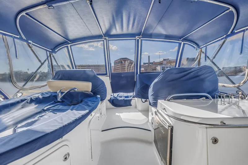 Slide: The Image of Neptunus 62 Flybridge 2007 - 105