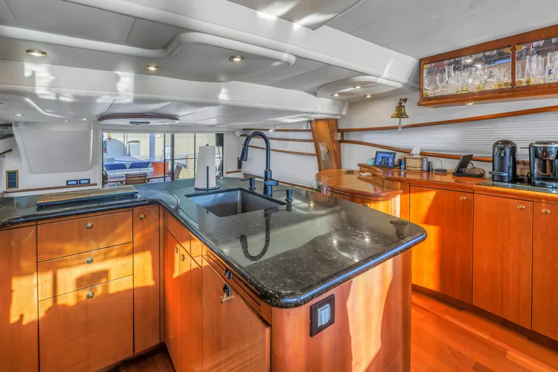 Slide: The Image of Neptunus 62 Flybridge 2007 - 72