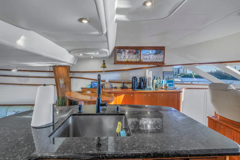 Slide: The Image of Neptunus 62 Flybridge 2007 - 74