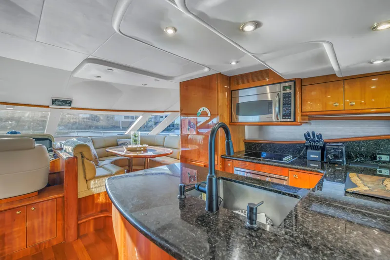 Slide: The Image of Neptunus 62 Flybridge 2007 - 77