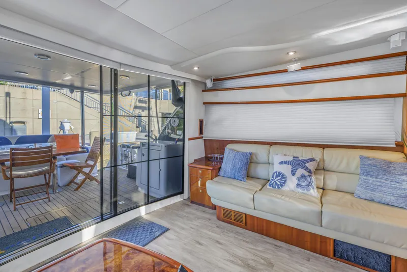 Slide: The Image of Neptunus 62 Flybridge 2007 - 80