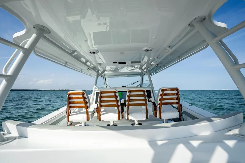 Slide: The Image of Yellowfin 54 Offshore 2023 - 53