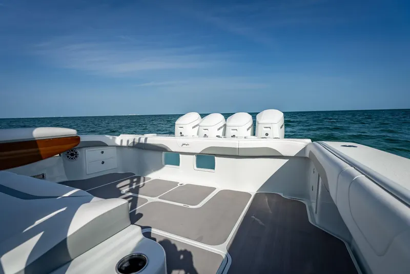 Slide: The Image of Yellowfin 54 Offshore 2023 - 65