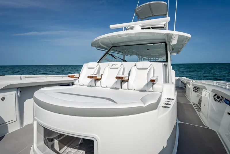 Slide: The Image of Yellowfin 54 Offshore 2023 - 71